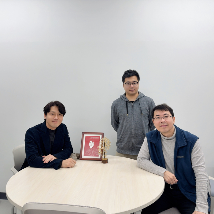 [기획] 굴뚝 연기를 그대로 마셔 화학원료로 뱉는 전극…'포집 따로, 전환 따로'를 지웠다