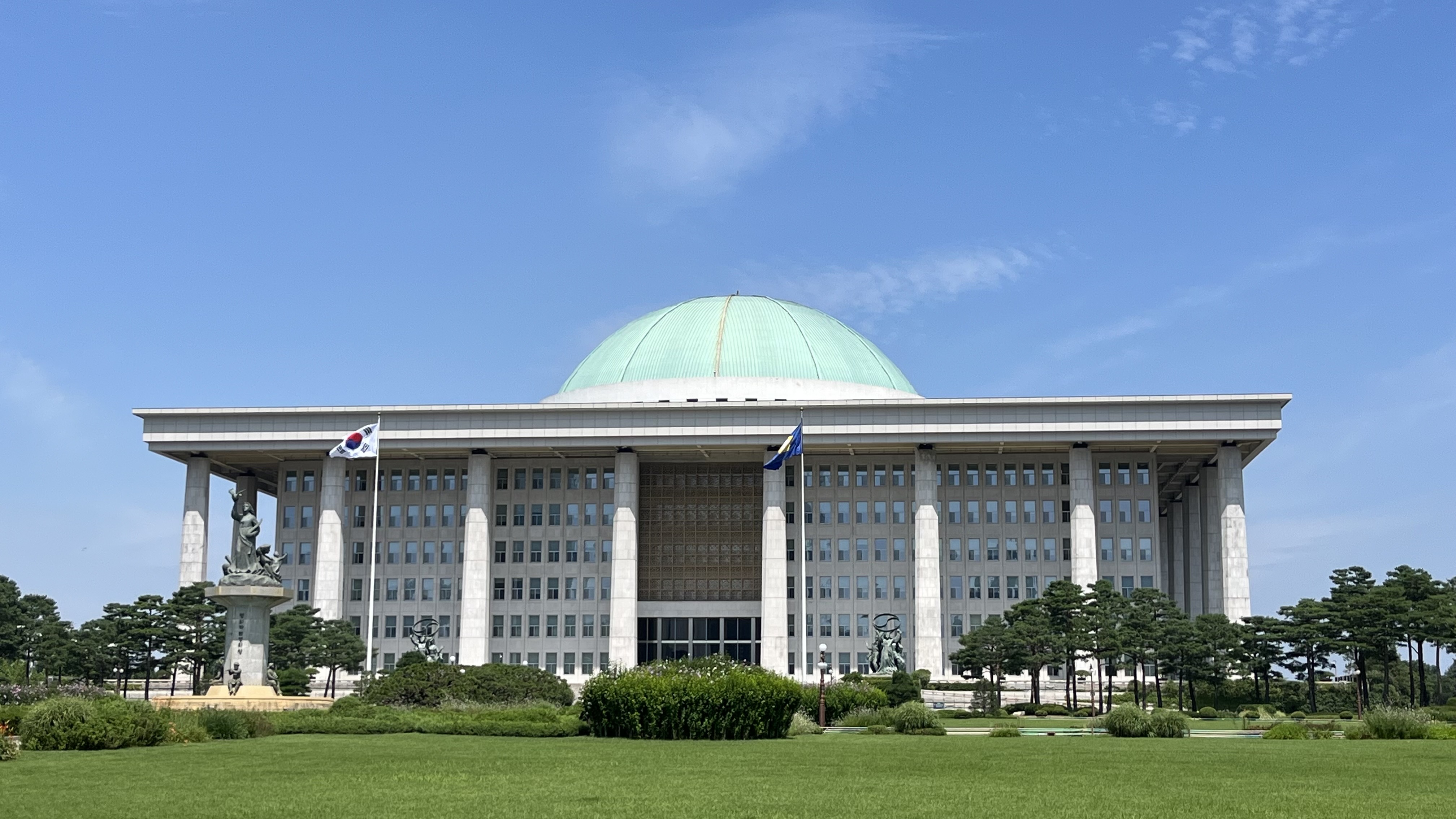 간호사 1인당 환자 수 기준 법제화 눈앞…간호계는 강제 장치 요구